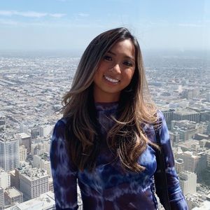 Meet your Posher, Nicole